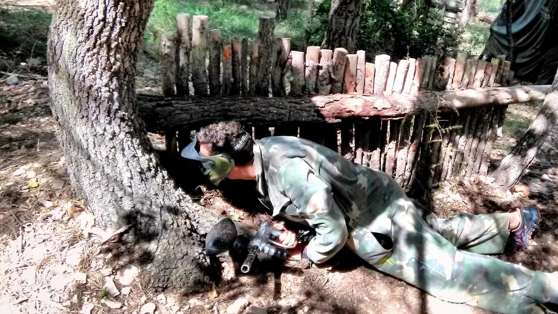 PAINTBALL ADULTES - Terrain forêt dans la commune de Cuers (département du VAR 83)